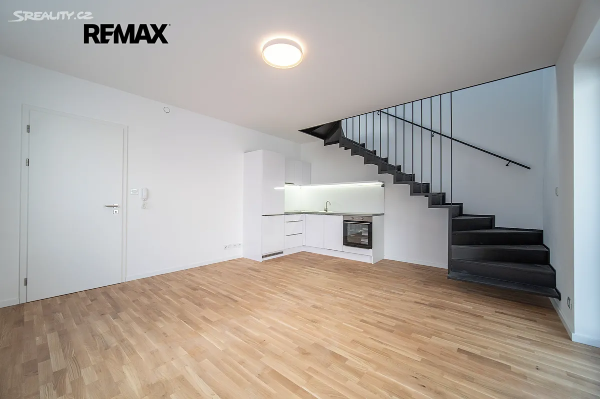 Prodej bytu 3+kk 63 m², Slavětínská