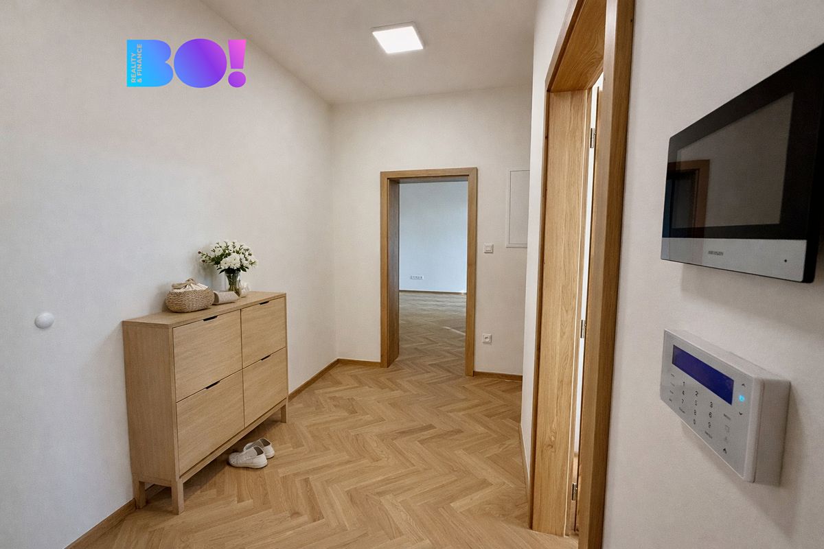 Pronájem bytu 2+kk 57 m² – fotografie 4