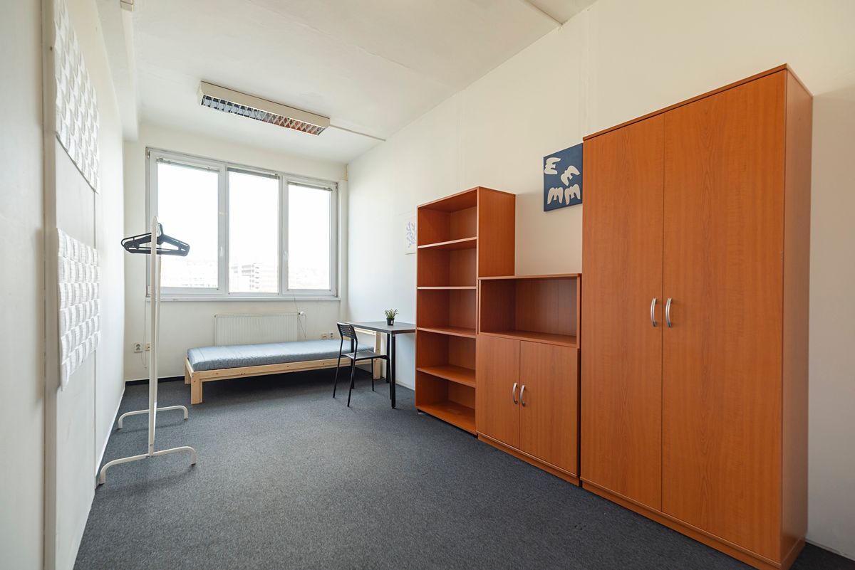 Pronájem bytu pokoje 15 m²