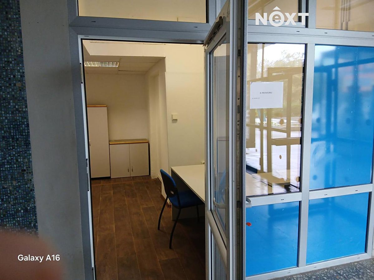 Pronájem obchodního prostoru 20 m² – fotografie 2