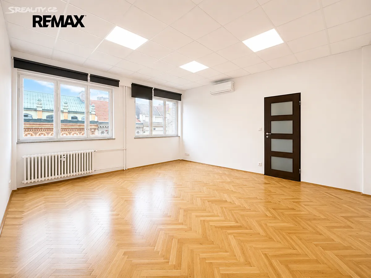 Pronájem bytu 1+1 66 m² – pohled 3