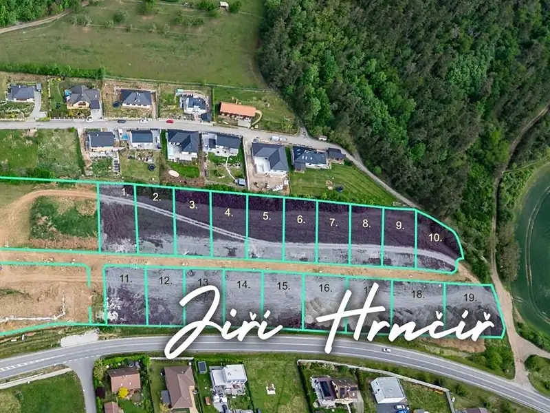 Prodej stavebního pozemku 800 m², Žebrák – náhled fotky 1