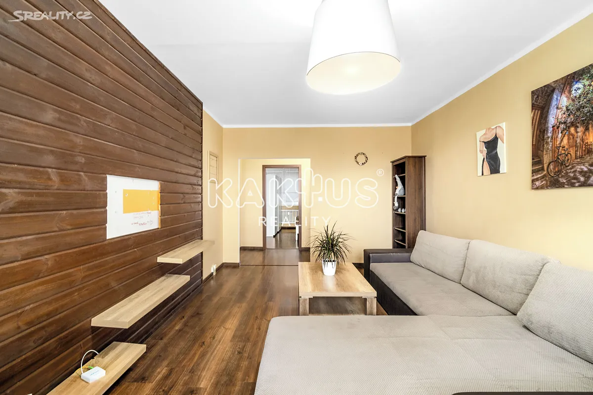 Pronájem bytu 2+1 56 m² – pohled 6