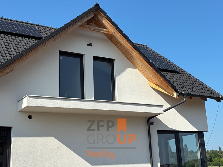 Prodej domu, 228 m² (15 z 100)