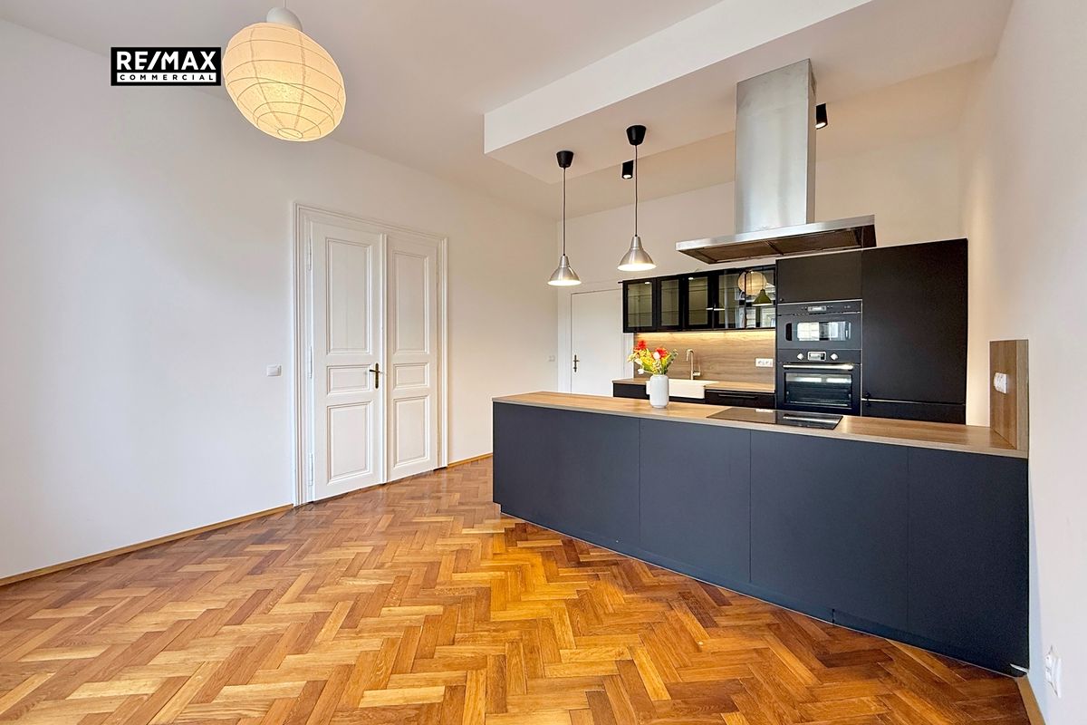 Prodej bytu 4+kk 93 m²