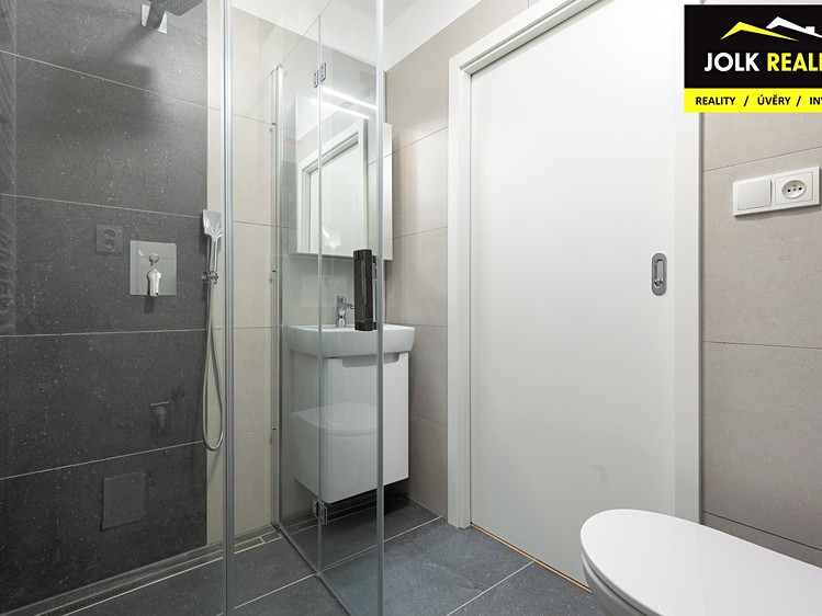 Wohnung 1+1 zum Kauf, 33 m² (8 von 23)