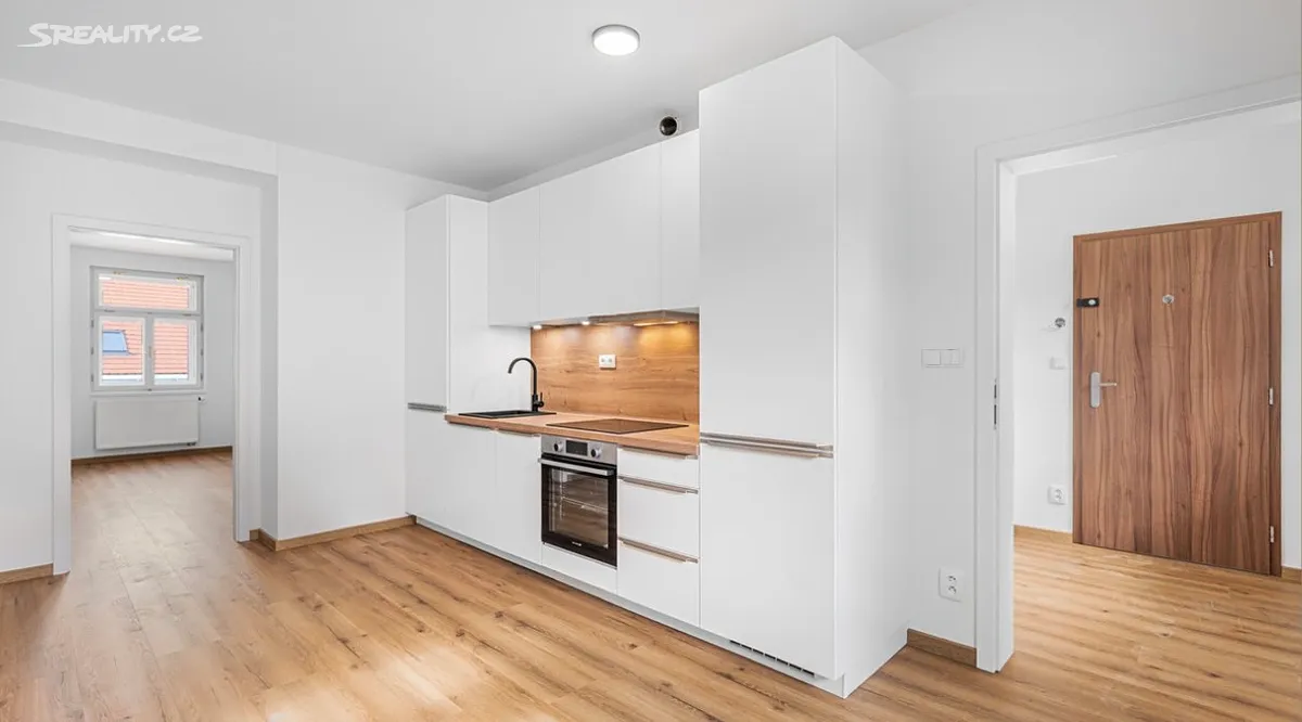 Prodej bytu 2+kk 42 m², Praha