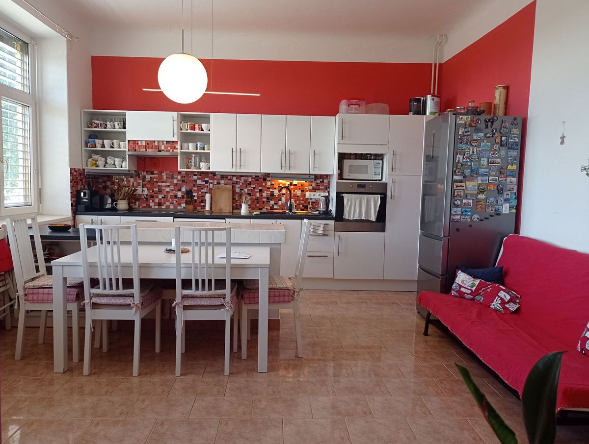 Prodej rodinného domu 140 m², pozemek 296 m² – fotografie 5