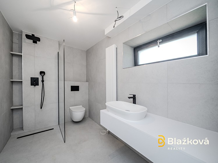 Prodej domu, 278 m² (5 z 33)