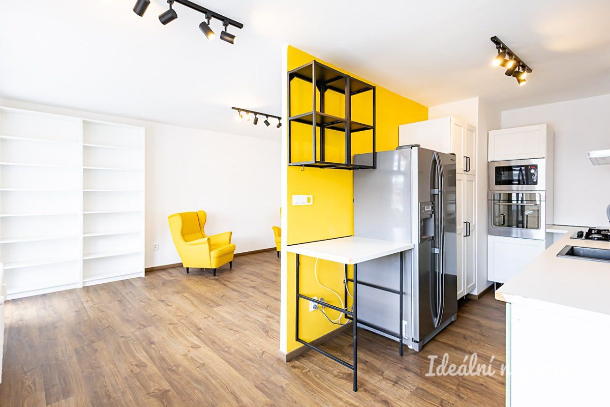 Pronájem bytu 3+kk 70 m²