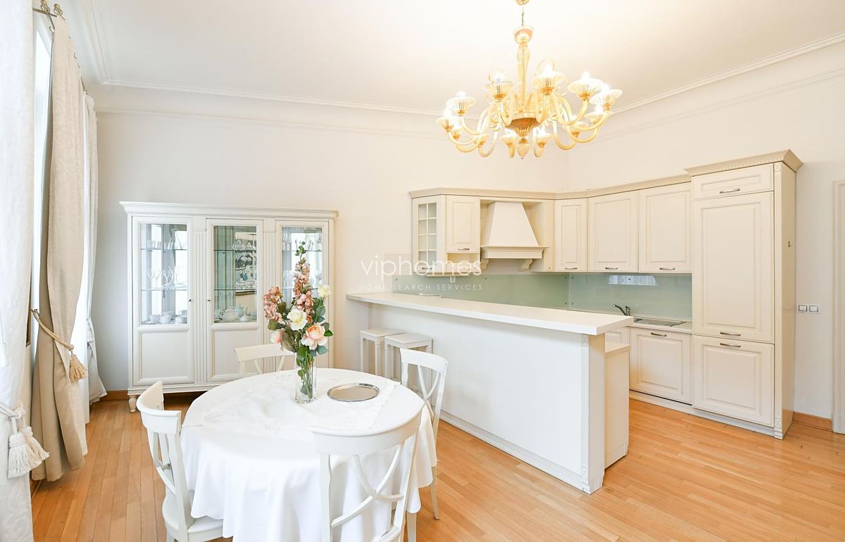 Pronájem bytu 3+kk 125 m²