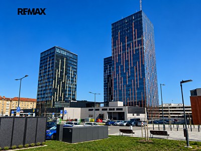 Pronájem kanceláře 240 m²