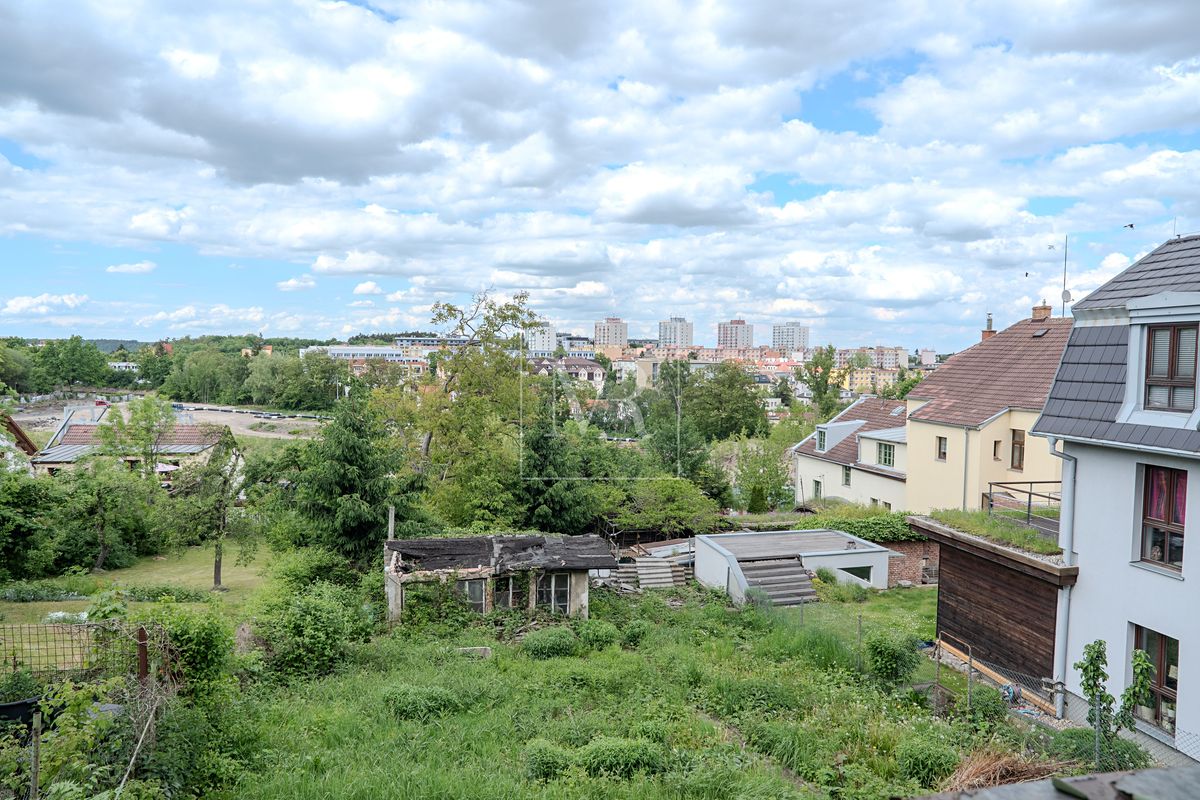 Prodej rodinného domu 130 m², pozemek 440 m² – fotografie 3
