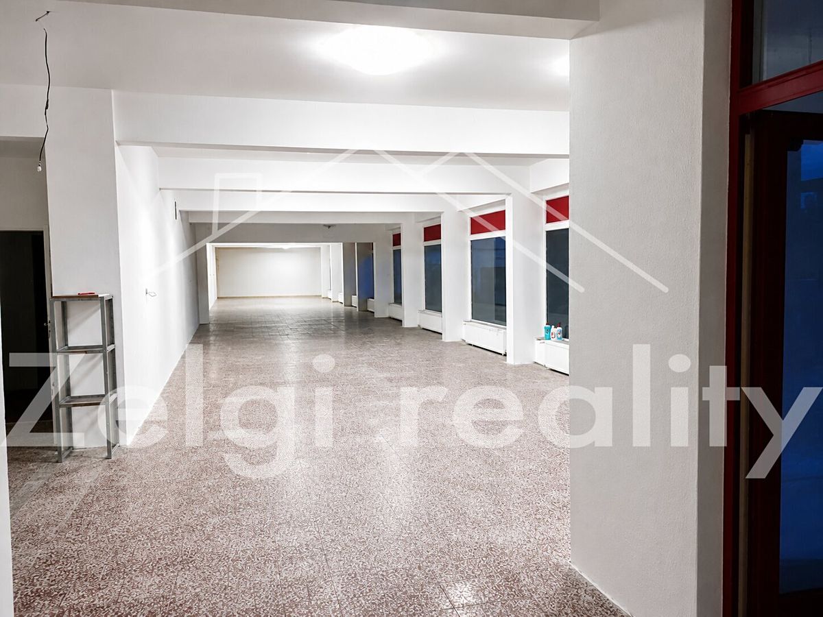 Pronájem obchodního prostoru 320 m² – fotografie 4