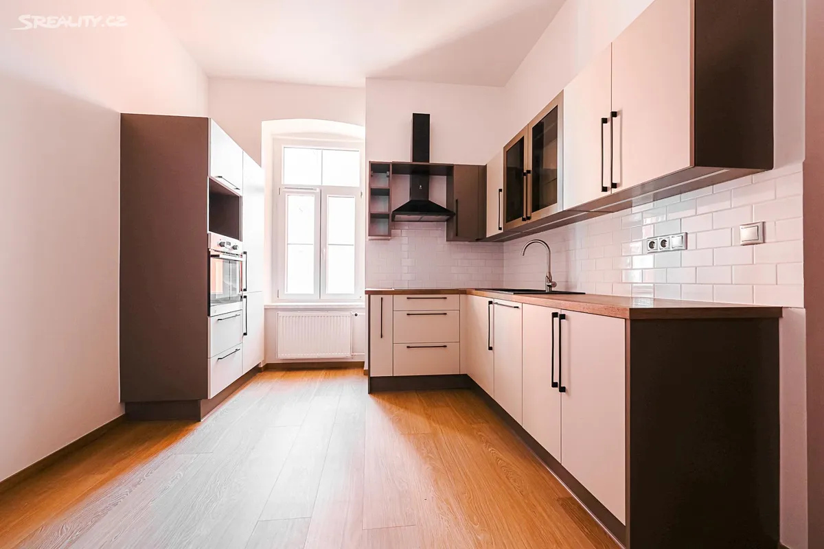 Pronájem bytu 2+kk 45 m², Plzeň
