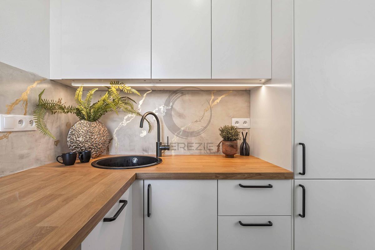 Prodej bytu 1+kk 34 m² – fotografie 2