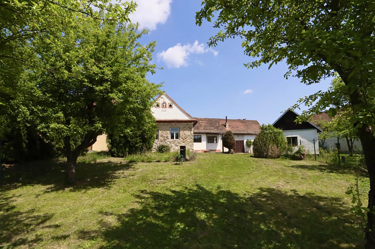 Prodej rodinného domu 91 m², pozemek 1217 m²