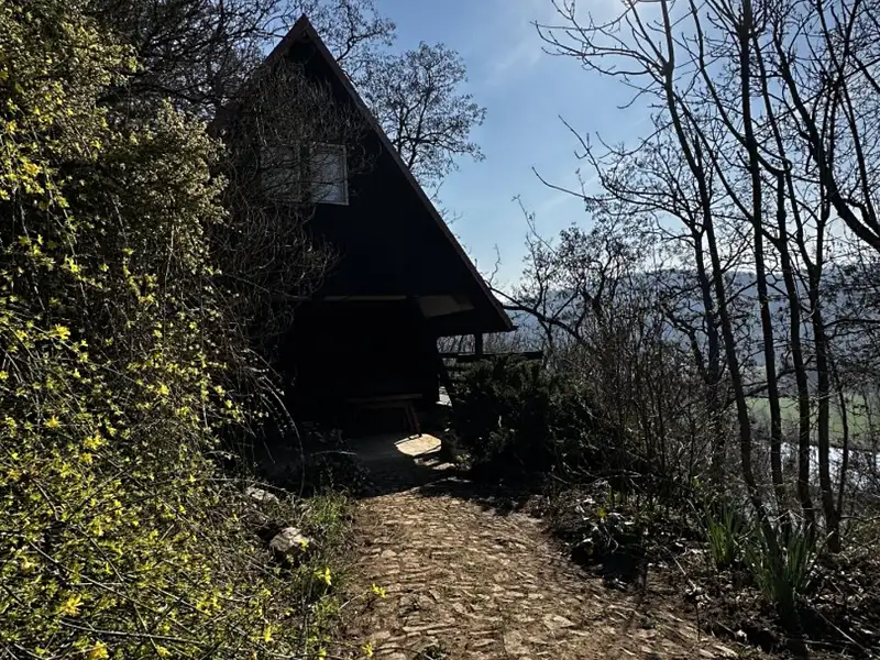 Prodej chaty 41 m², pozemek 334 m², Černošice – náhled fotky 2