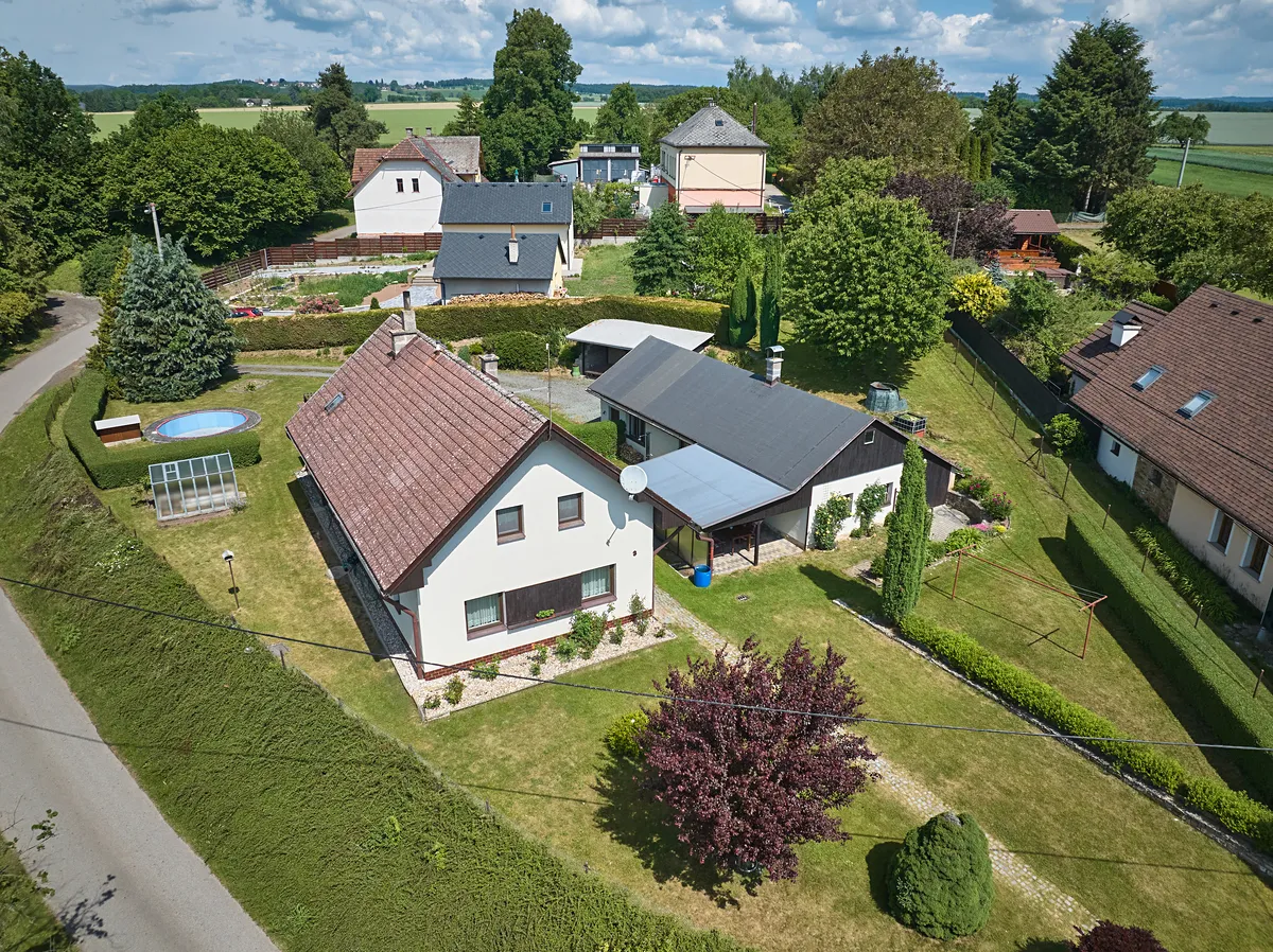 Prodej rodinného domu 158 m², pozemek 1747 m²
