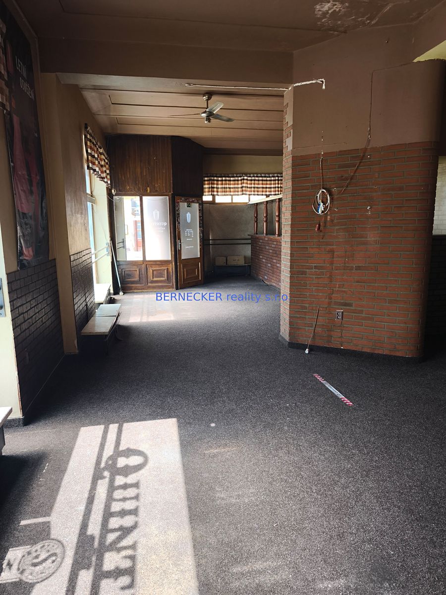 Prodej rodinného domu 450 m², pozemek 178 m² – fotografie 5