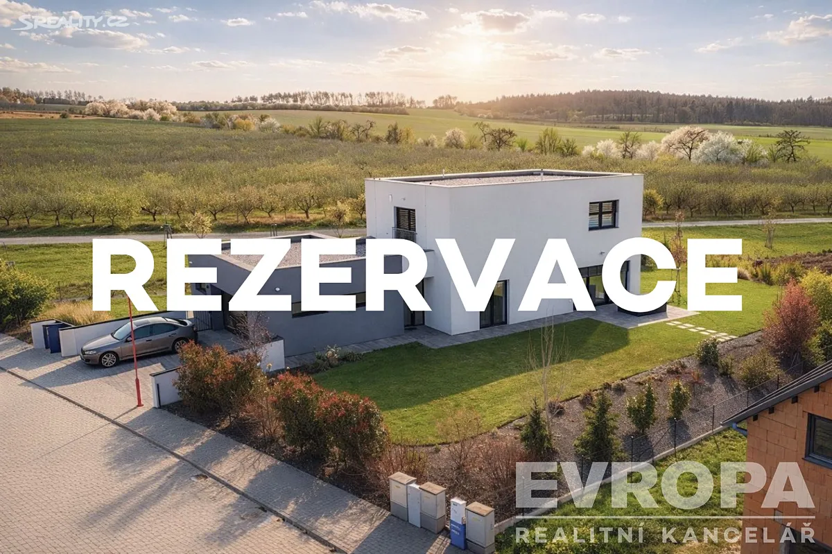 Prodej rodinného domu 229 m², pozemek 1120 m², Červené Pečky
