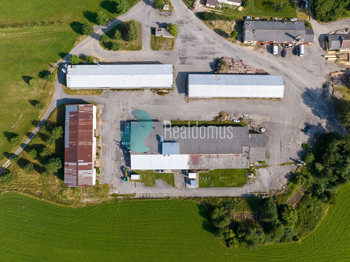 Pronájem skladového prostoru 2517 m² – fotografie 3