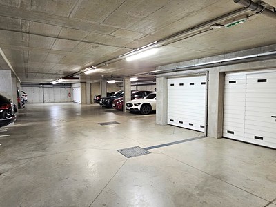 Pronájem garážového stání 13 m²