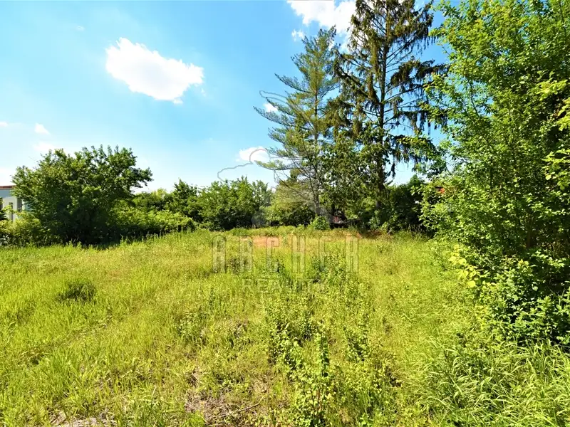 Prodej stavebního pozemku 793 m², Praha – náhled fotky 3