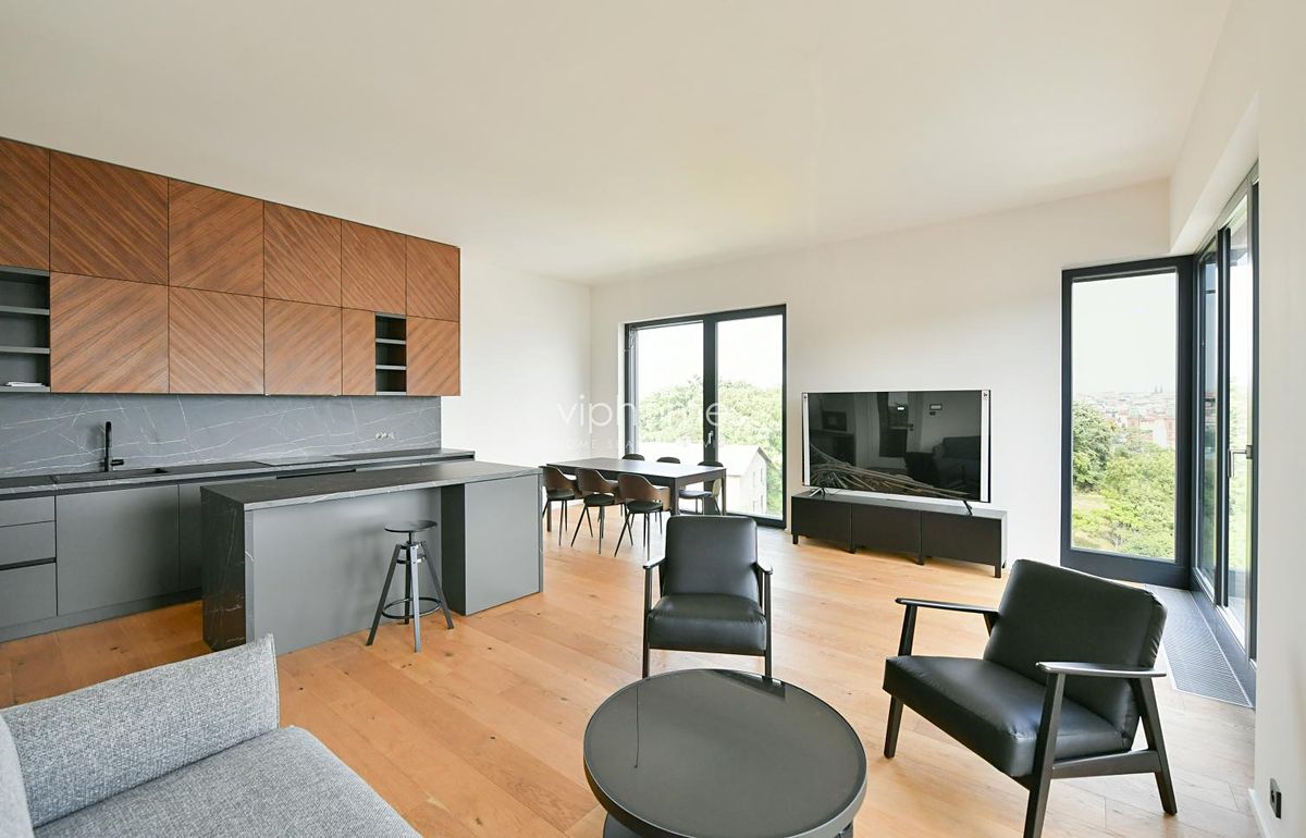 Pronájem bytu 3+kk 100 m²