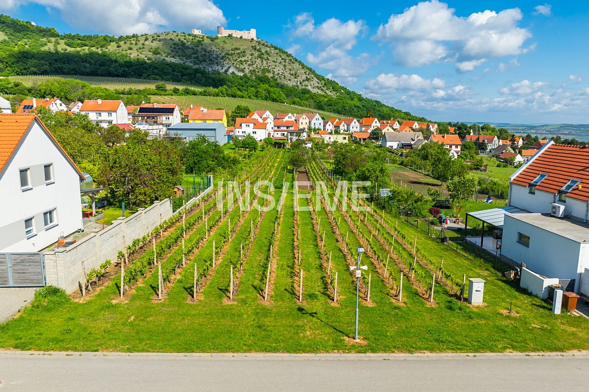 Prodej stavebního pozemku 937 m²