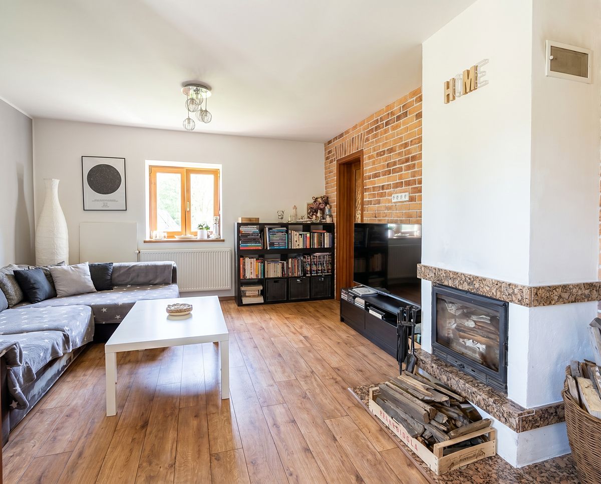 Prodej rodinného domu 240 m², pozemek 2680 m² – fotografie 4