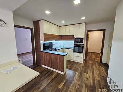 Pronájem bytu 3+kk 72 m²