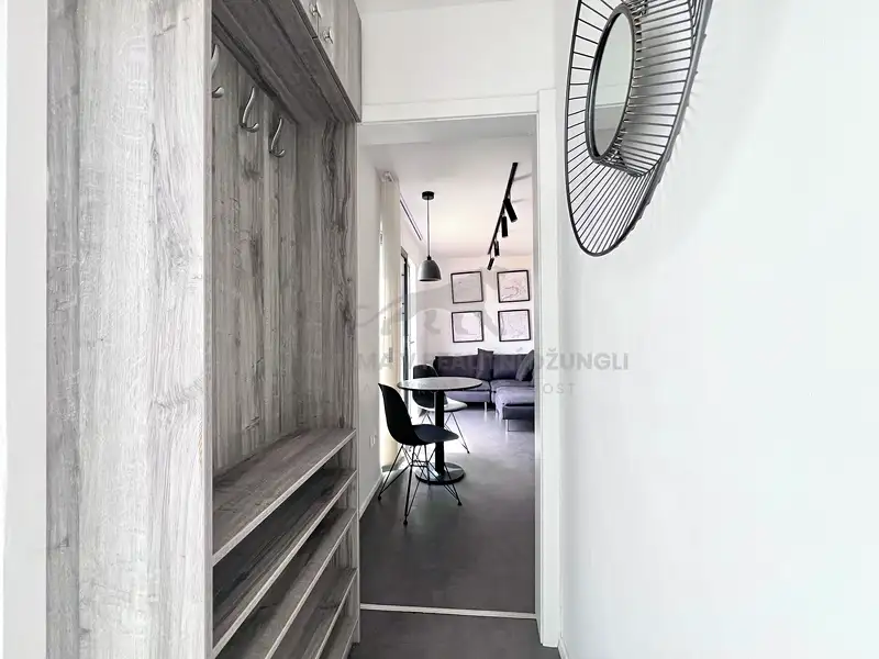 Prodej specifického typu nemovitosti 26 m², Praha – náhled fotky 3
