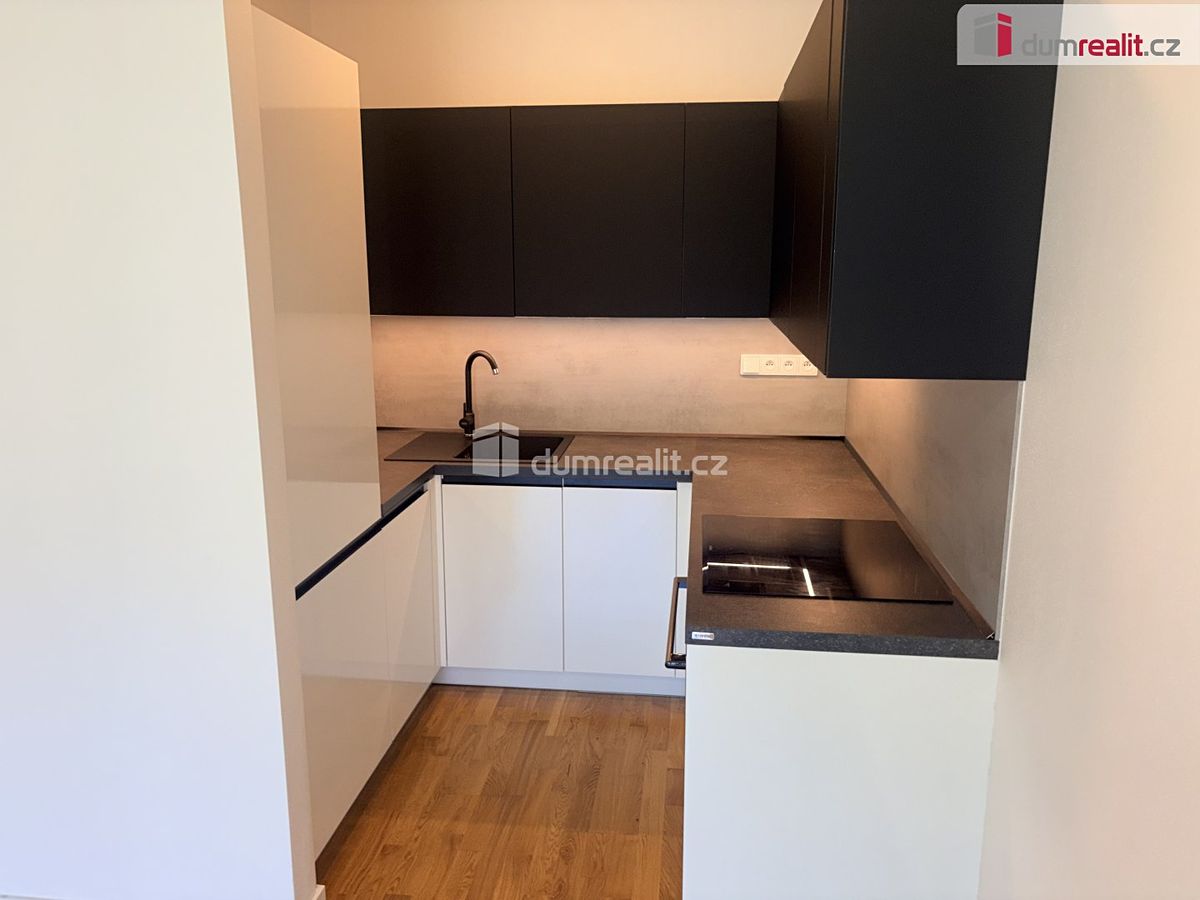 Pronájem bytu 2+kk 35 m²