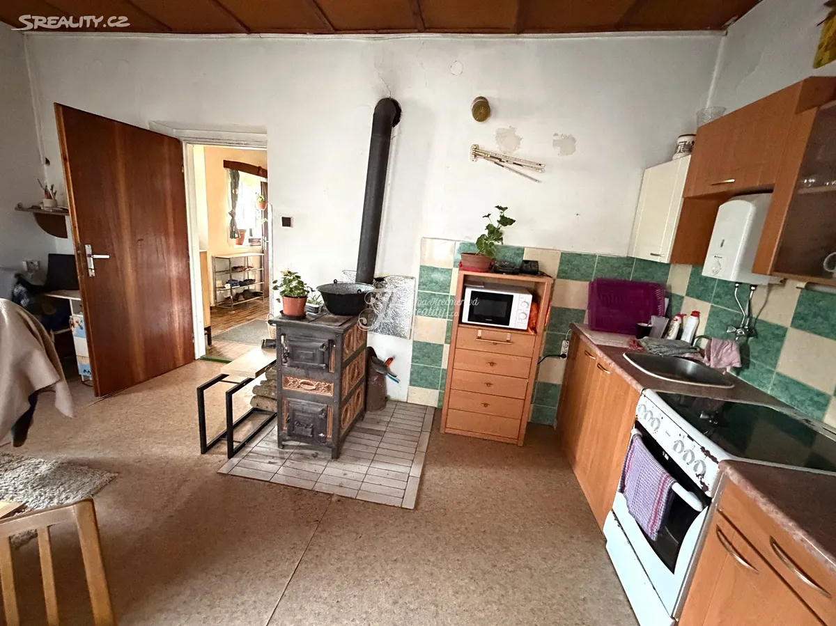 Prodej rodinného domu 142 m², pozemek 732 m² - View 6