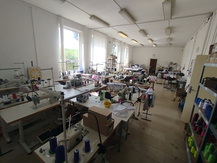 Gewerbefläche zur Miete, 495 m² (1 von 8)