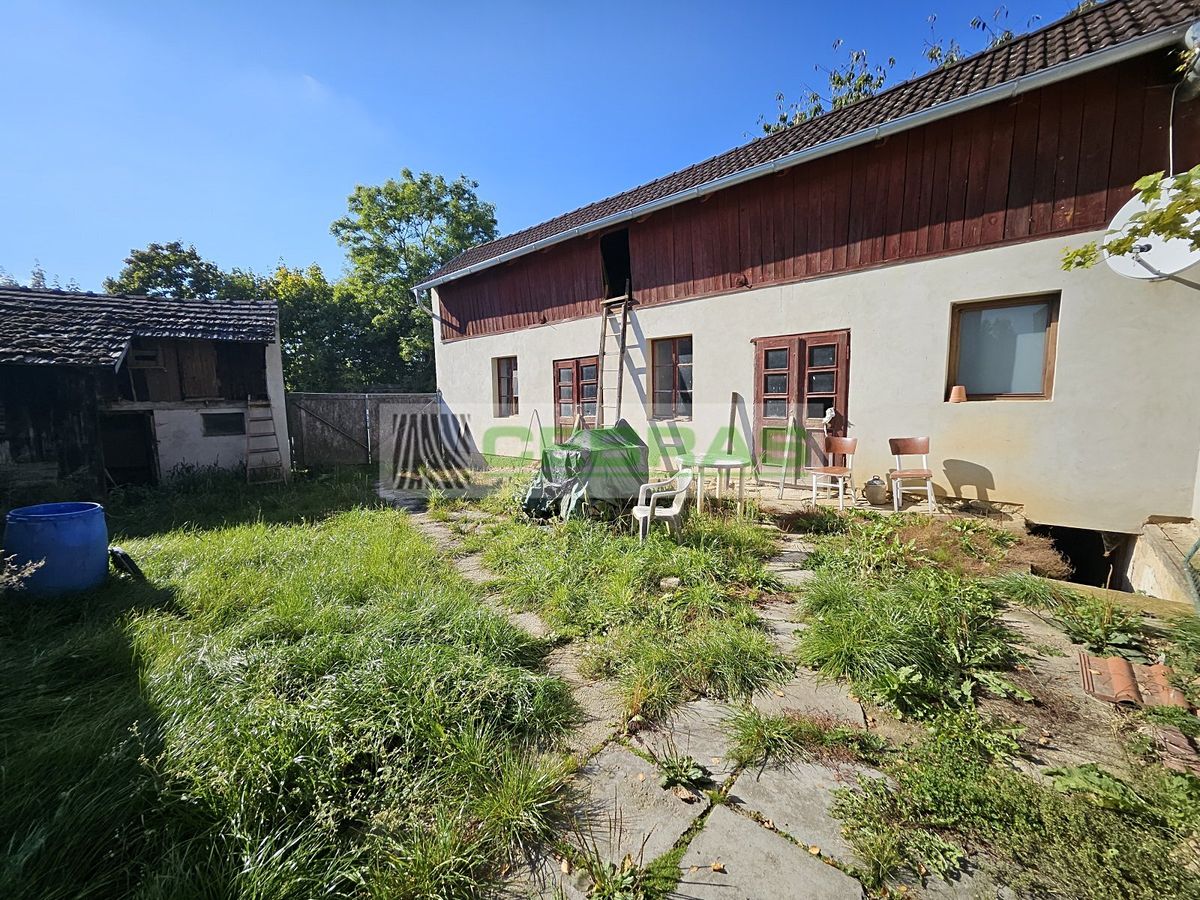 Prodej rodinného domu 180 m², pozemek 820 m² – fotografie 4