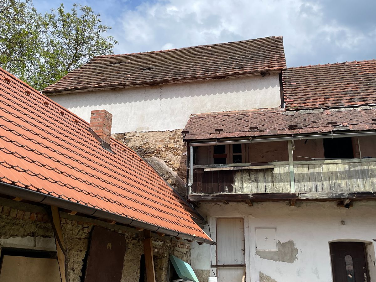 Prodej vícegeneračního domu 320 m², pozemek 5176 m² – fotografie 4