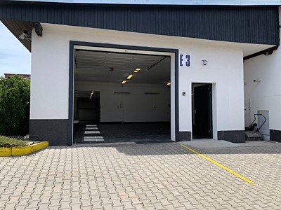 Pronájem skladového prostoru 392 m²