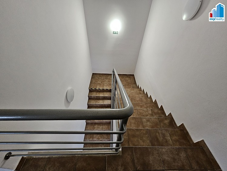 Pronájem komerčního prostoru, 114 m² (8 z 8)