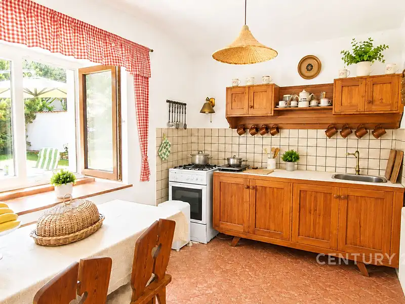 Prodej rodinného domu 160 m², pozemek 2192 m², Zvotoky – náhled fotky 1