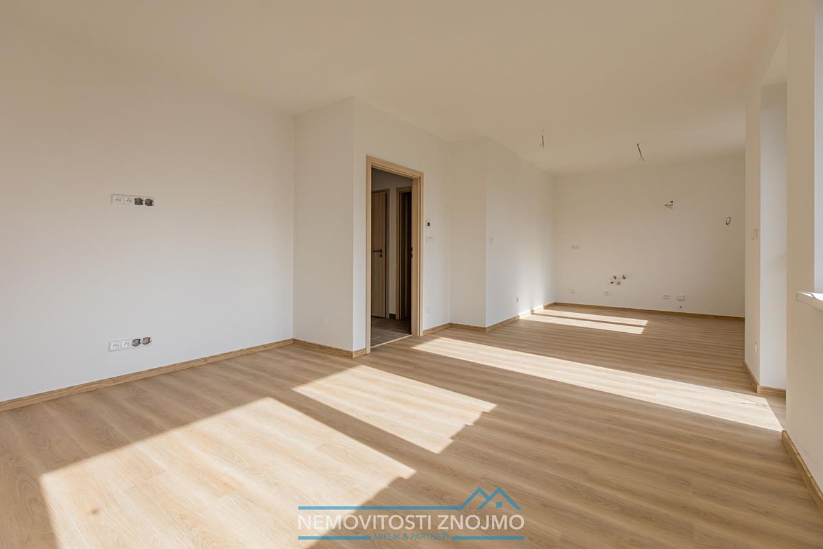 Prodej rodinného domu 97 m², pozemek 327 m² – fotografie 4