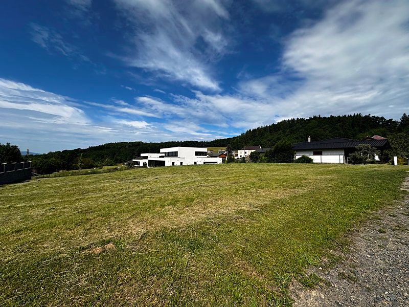 Prodej stavebního pozemku 1285 m²