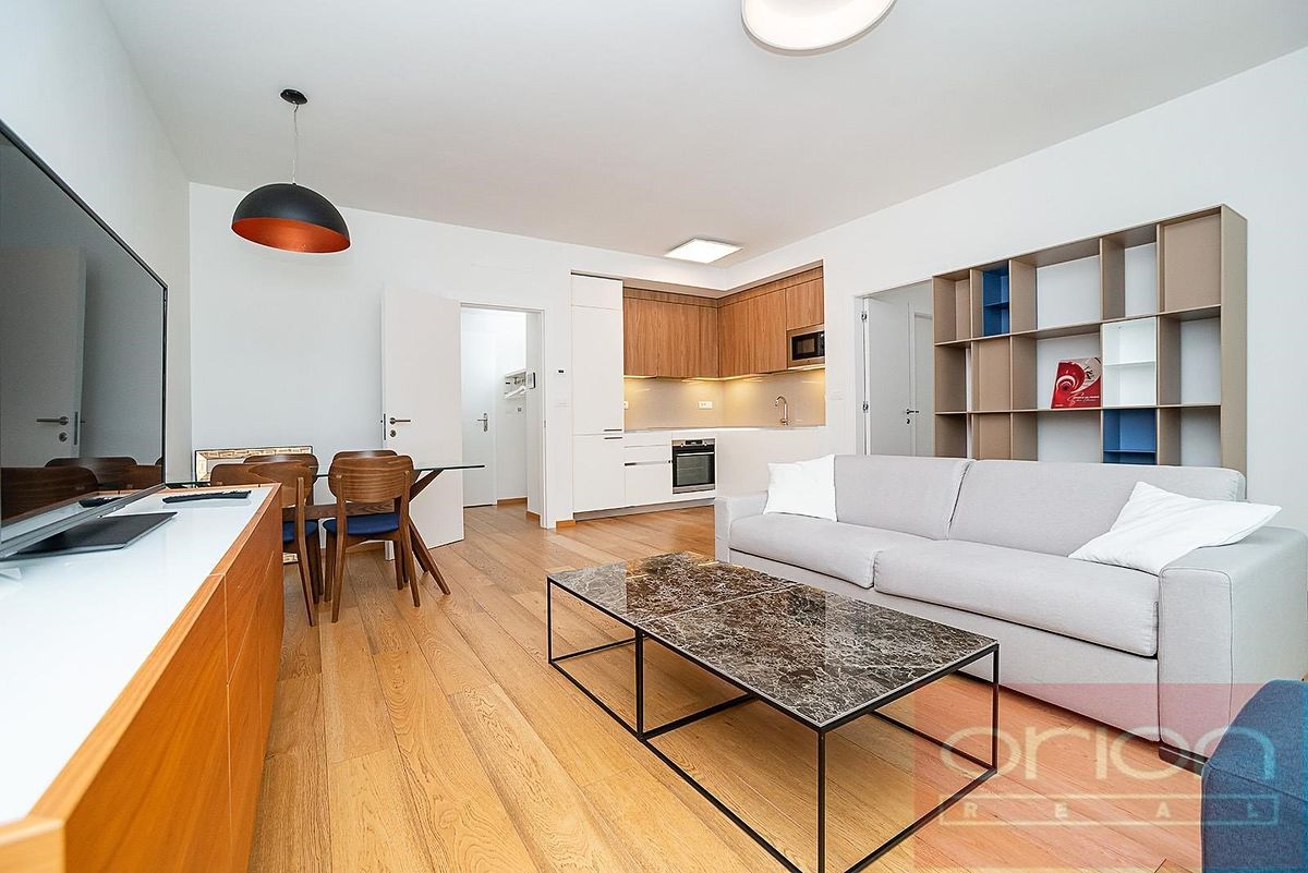 Pronájem bytu 2+kk 70 m²