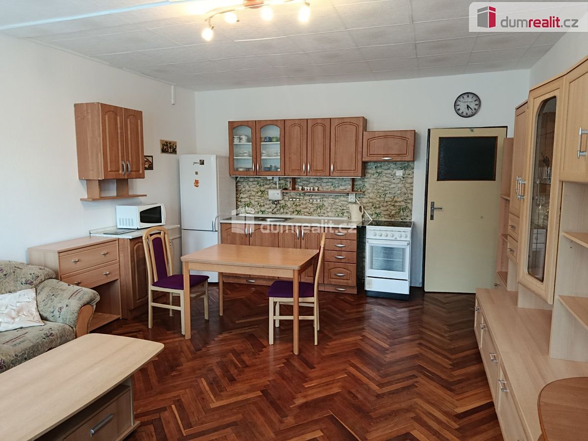 Pronájem bytu 2+kk 56 m²
