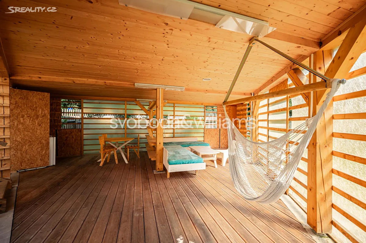 Prodej rodinného domu 174 m², pozemek 673 m² – další