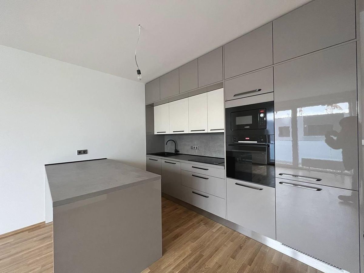 Pronájem bytu 2+kk 60 m²