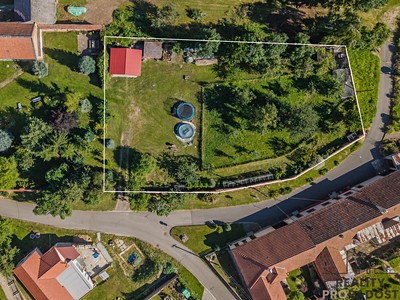 Prodej  stavebního pozemku 1 912 m²