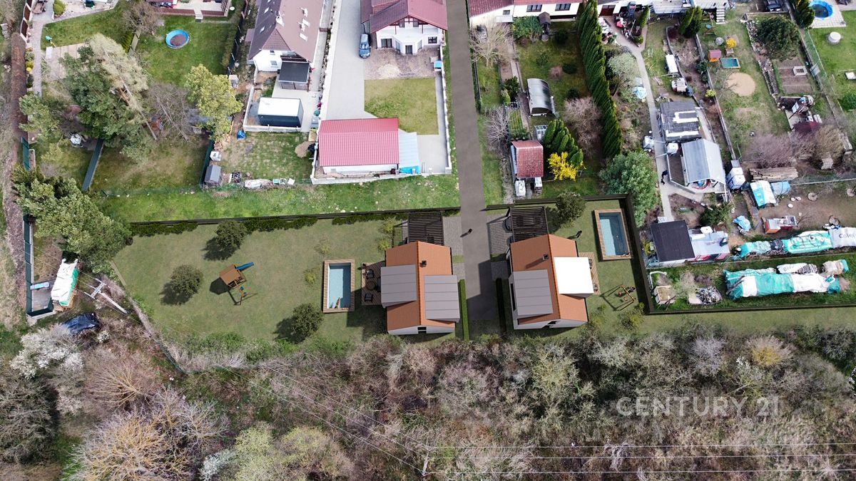 Prodej stavebního pozemku 880 m² – fotografie 5