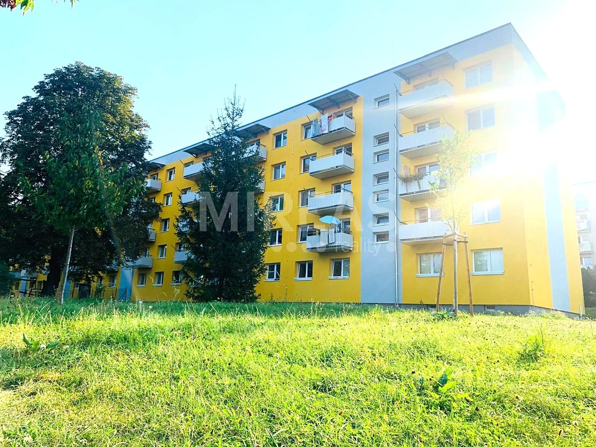 Pronájem bytu 2+kk 35 m²